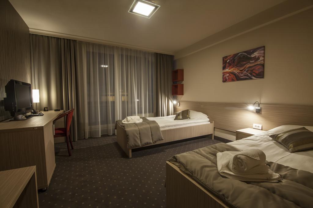 Drina Hotel Биелина Экстерьер фото